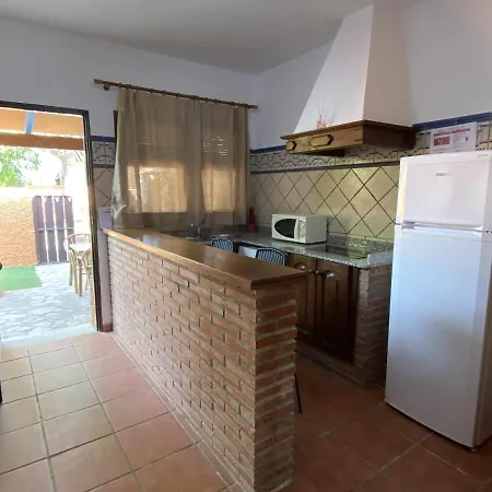 Casa Familiar Cerca De La Playa Piscina Compartida * Kadyks