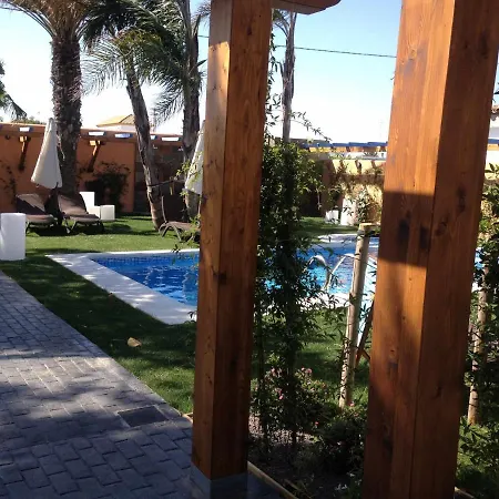 Casa Familiar Cerca De La Playa Piscina Compartida Kadyks